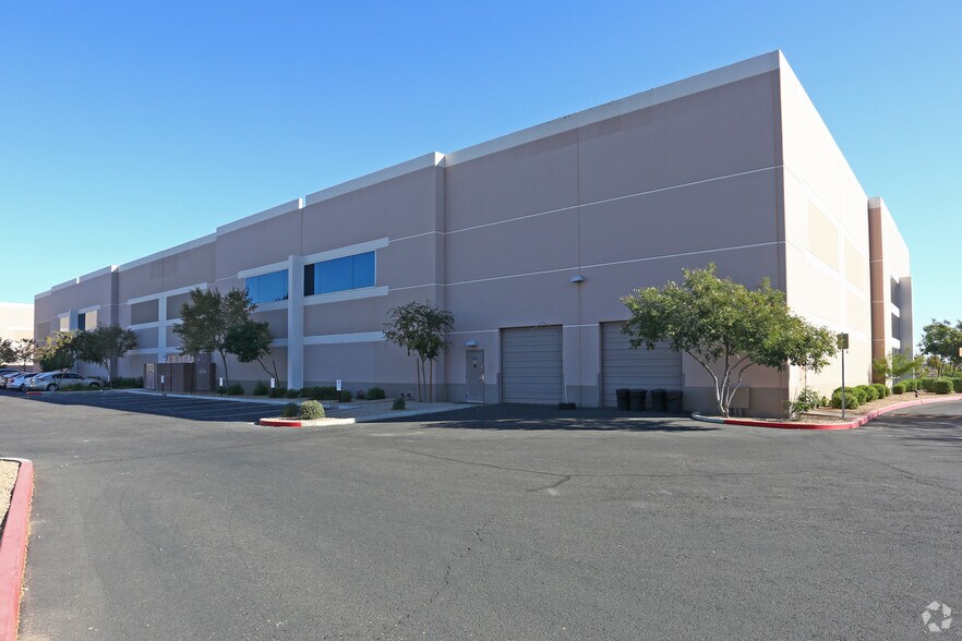 More Photos Of 2200 E Germann Rd, Chandler Unknown For Lease