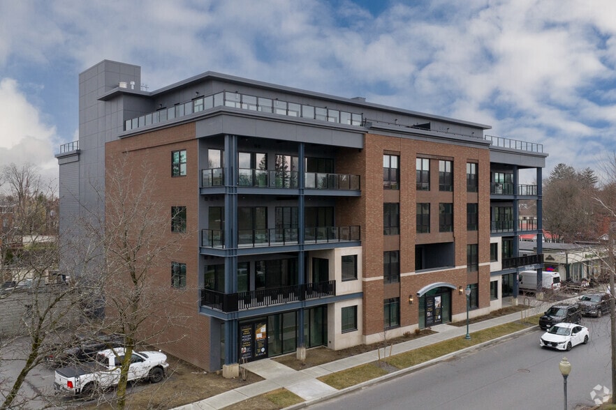 More Photos Of 78 Church St, Saratoga Springs Apartments For Sale