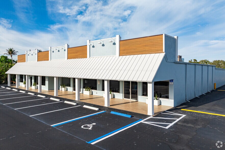 More Photos Of 14520-14540 S Tamiami Trl, Fort Myers Unknown For Lease