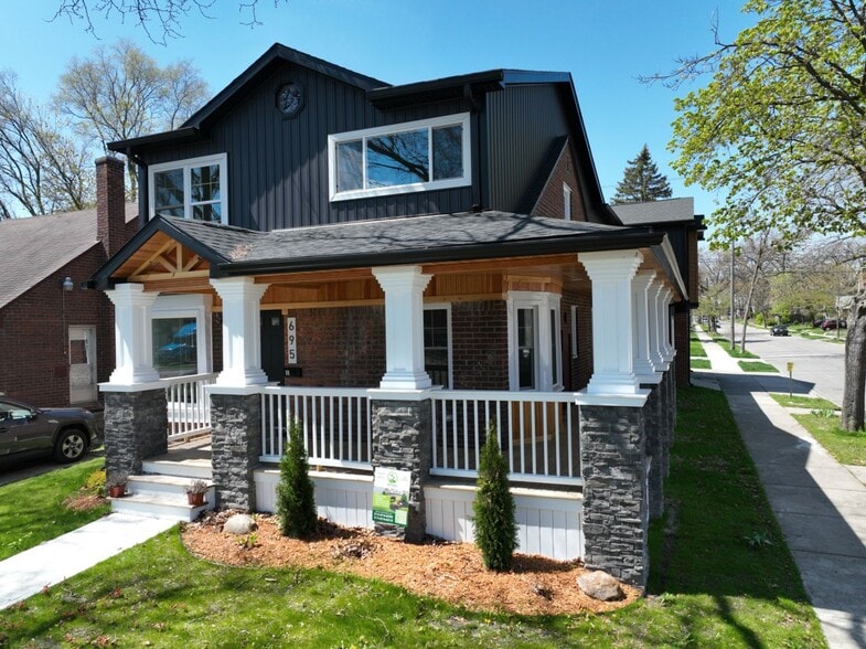 Primary Photo Of 695 Livernois St, Ferndale Apartments For Sale
