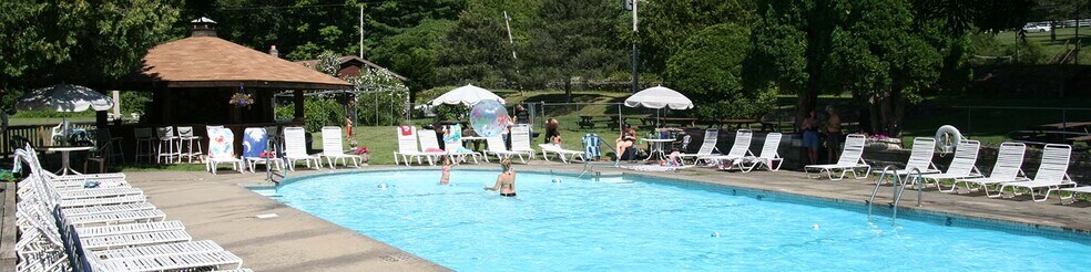 More Photos Of 2206 State Route 9N, Lake George Hotel For Sale