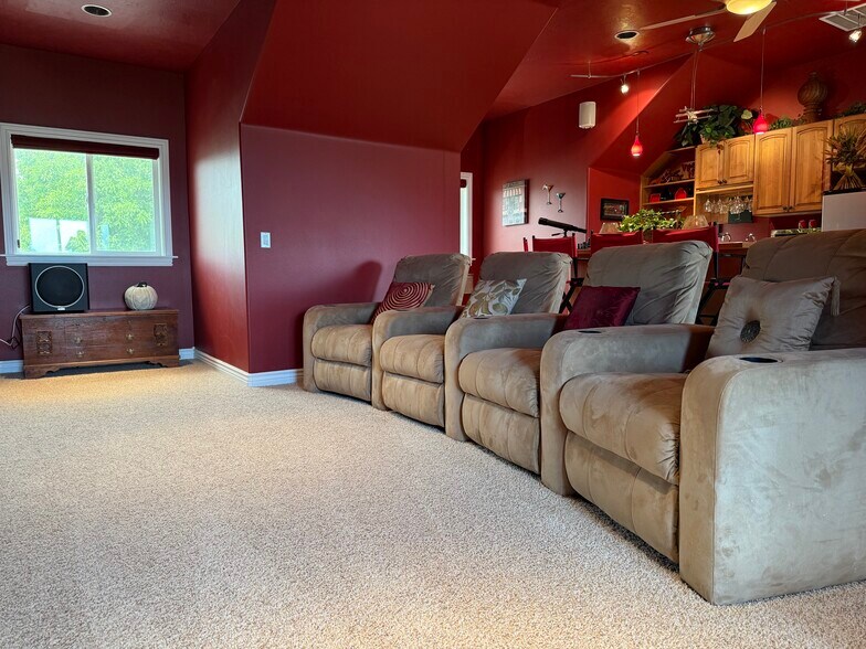 More Photos Of 400 Washington St, Adrian Land For Sale