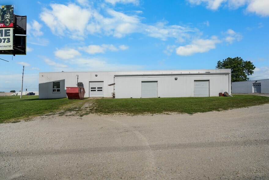More Photos Of 3050 Wagner Rd, Waterloo Freestanding For Sale