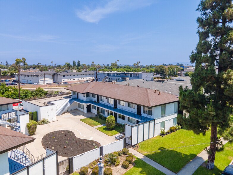 Primary Photo Of 9371 Cellini Ave, Garden Grove Apartments For Sale