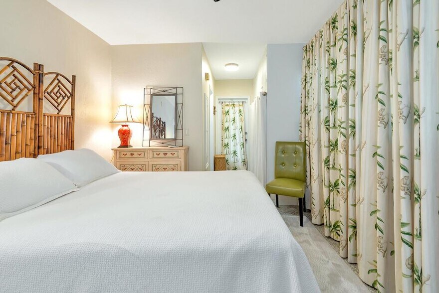 More Photos Of 101 Lucerne Ave, Lake Worth Apartments For Sale