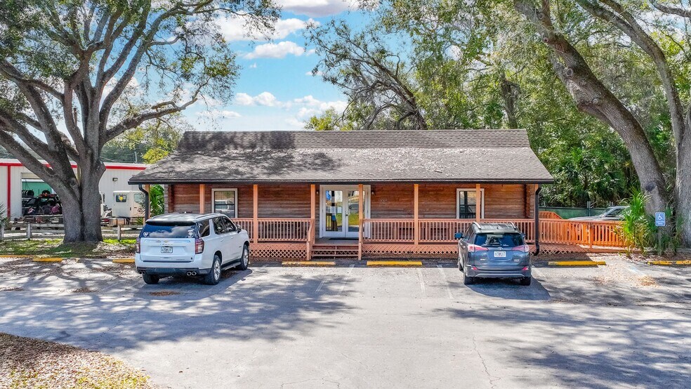 Primary Photo Of 2630 Young Blvd N, Chiefland Office For Sale