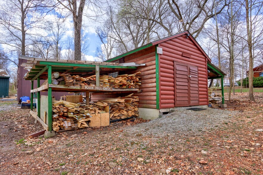 More Photos Of 27210 S Highway 125, Afton Apartments For Sale