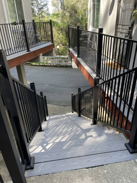 More Photos Of 1801 Cardinal Dr, Placerville Apartments For Sale