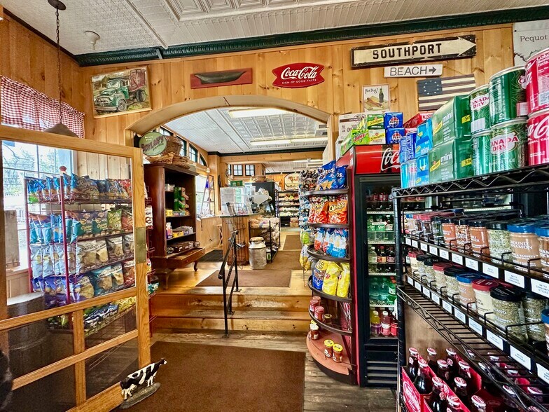 More Photos Of 325-329 Pequot Ave, Southport Storefront For Sale