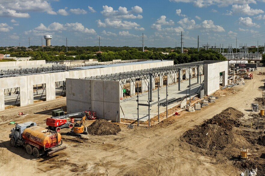 More Photos Of 150 Bear Creek Pky, Keller Unknown For Lease