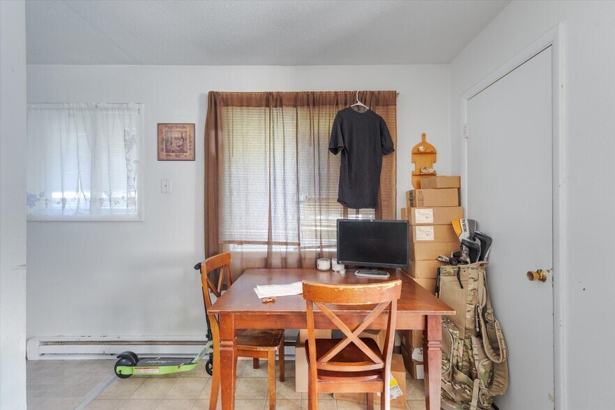 More Photos Of 227 24th Ave, Longview Apartments For Sale