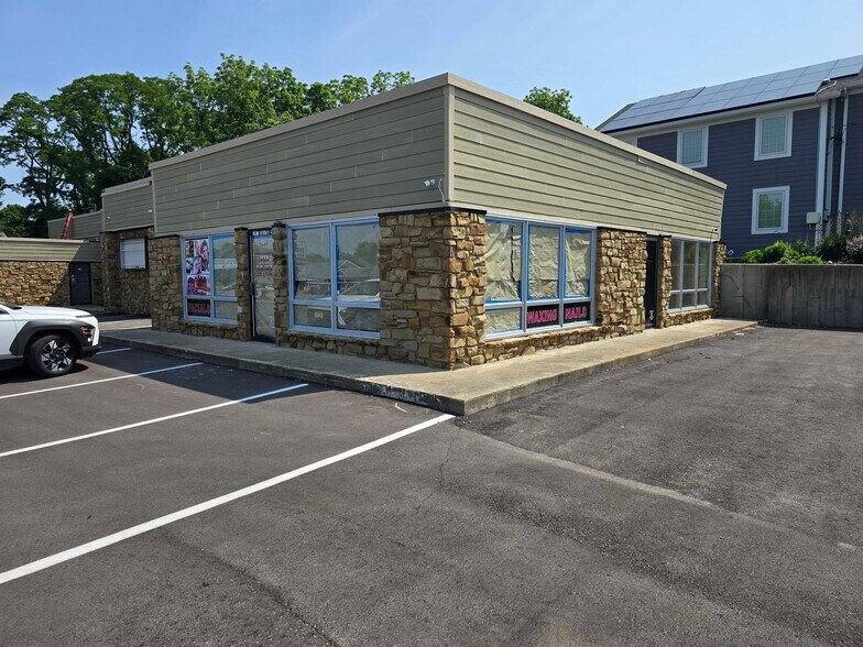 Primary Photo Of 191 S US 31, Greenwood Freestanding For Lease