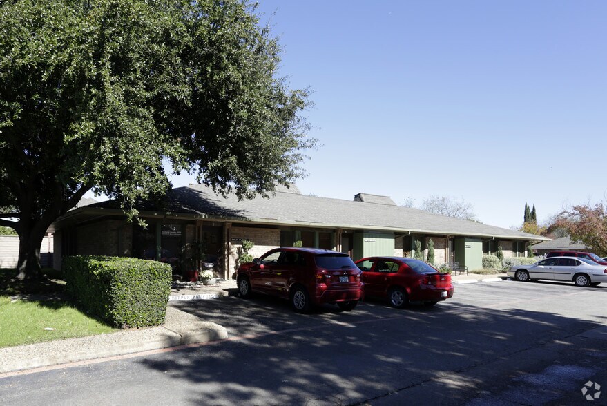 More Photos Of 3204 N MacArthur Blvd, Irving Medical For Sale