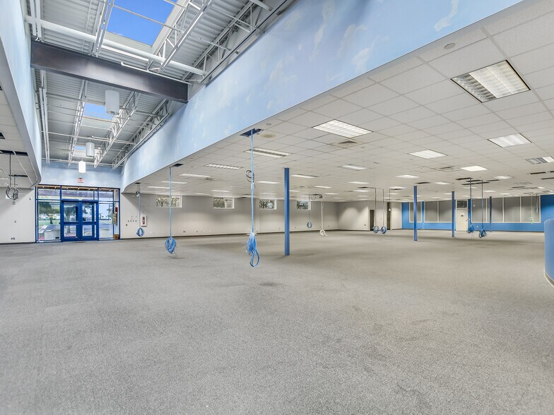 More Photos Of 11000 Middle Fiskville Rd, Austin Unknown For Lease