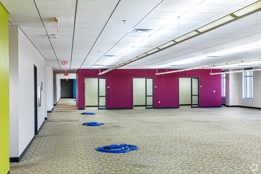 More Photos Of 6700 W 115th St, Overland Park Office For Lease