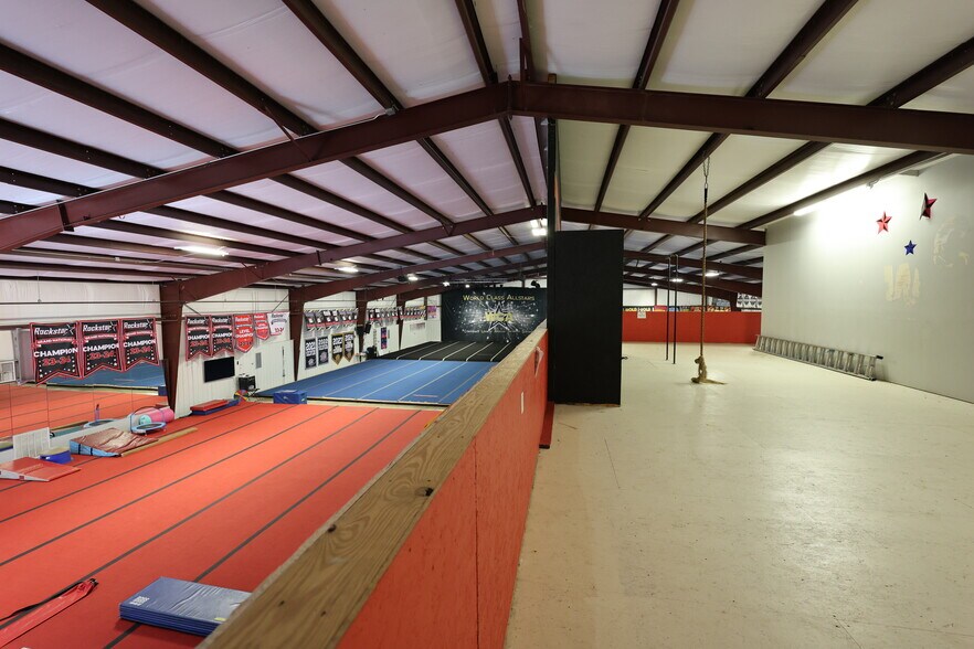 More Photos Of 31 Dale Dr, Cabot General Retail For Sale