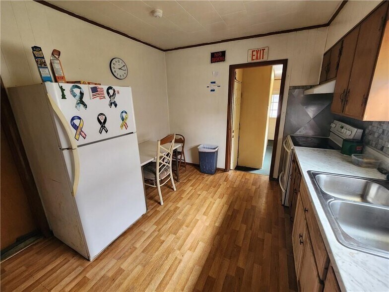 More Photos Of 43 Chapel St, Mount Morris Apartments For Sale