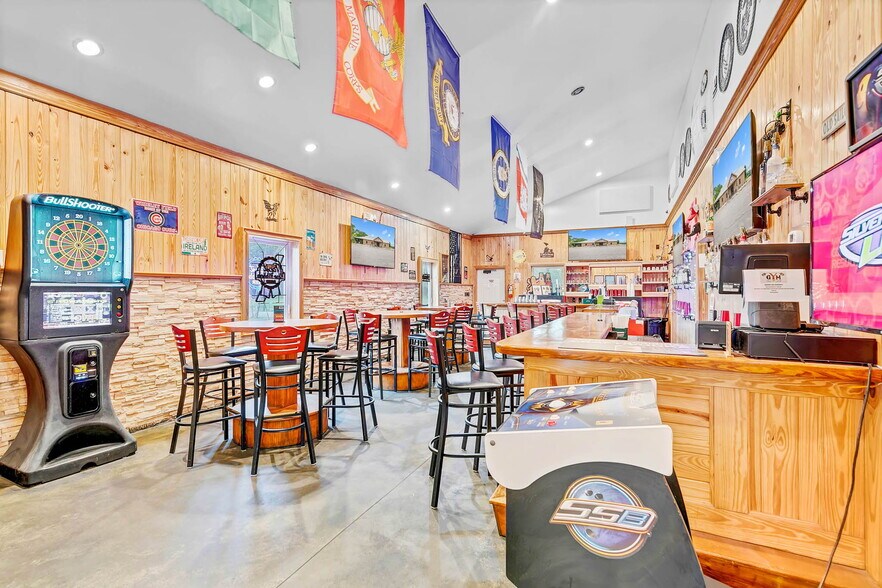 More Photos Of 2579 Douglas Ave, Brewton Restaurant For Sale