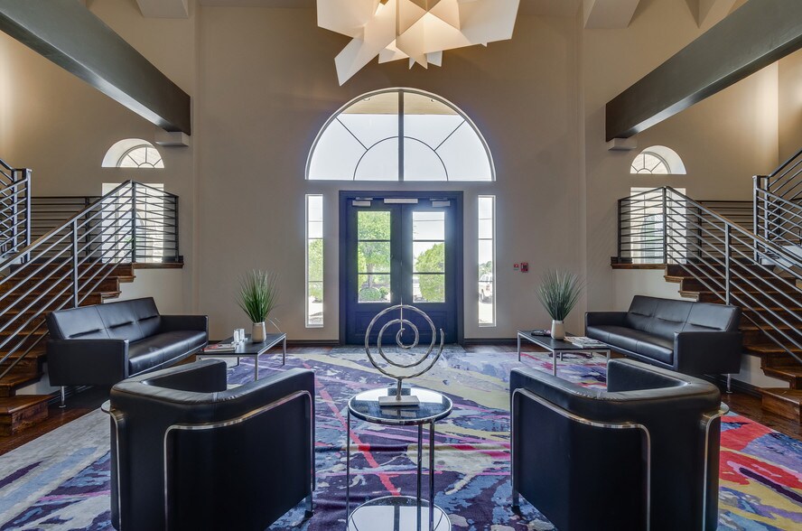 More Photos Of 630 E Southlake Blvd, Southlake Office For Lease