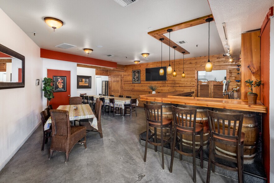More Photos Of 1260-1278 Broadway, Sonoma Freestanding For Sale