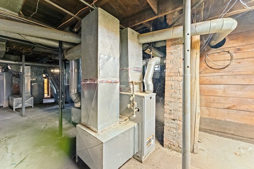 More Photos Of 175 Chapin St, Binghamton Apartments For Sale