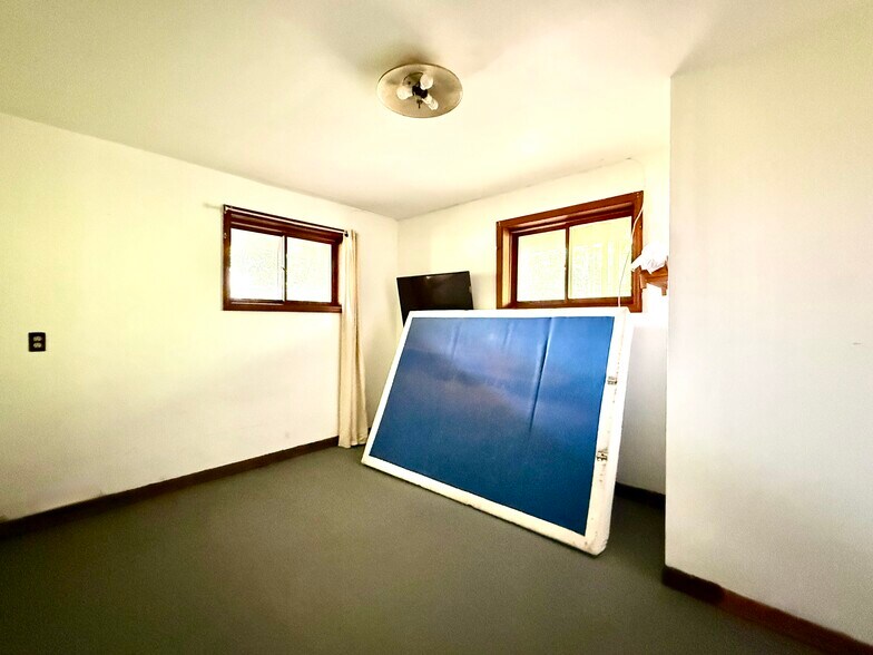 More Photos Of 5085 Route 23A, Haines Falls Flex For Sale