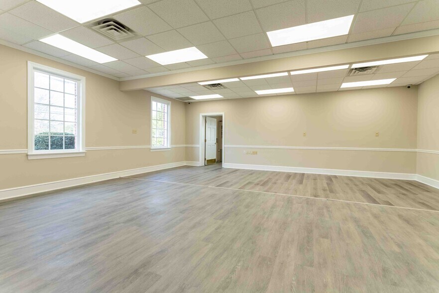 More Photos Of 5406 US 29, Blairs Bank For Lease