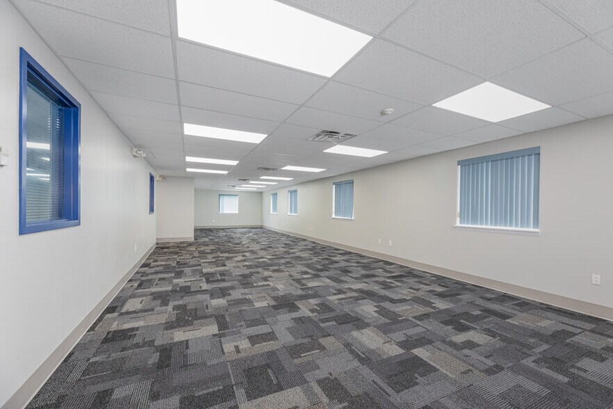 More Photos Of 411 Commerce Ln, West Berlin Medical For Sale