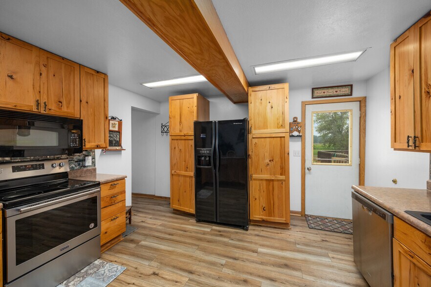 More Photos Of 5274 N State Rd, Luther Land For Sale