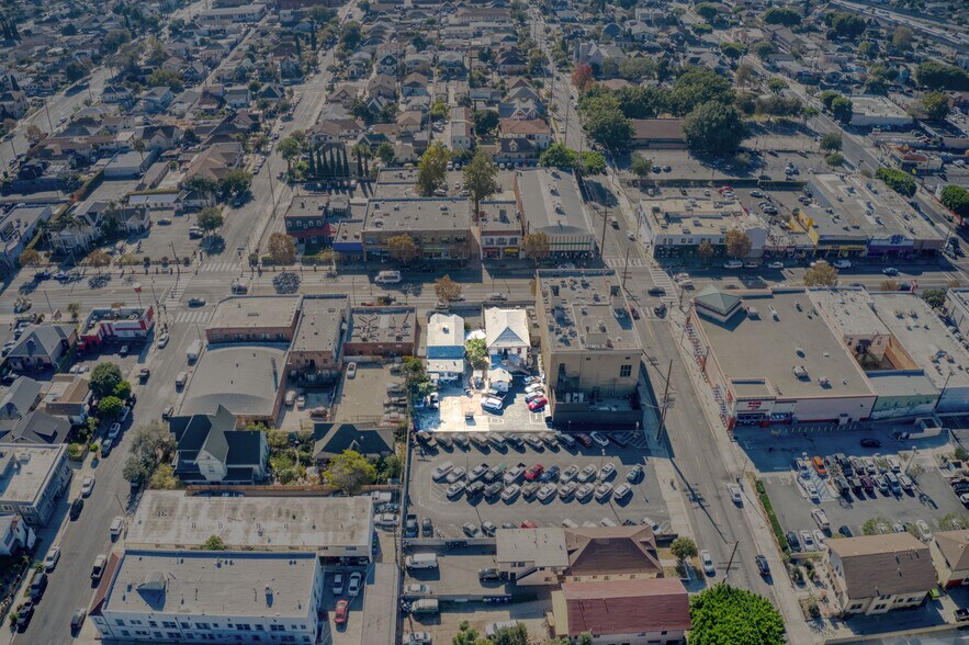 More Photos Of 2707-2715 Broadway, Los Angeles Storefront Retail Residential For Sale