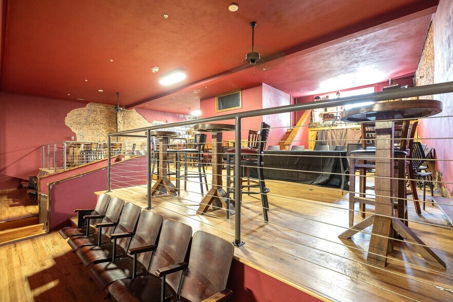 More Photos Of 128 W Central Ave, Bentonville Freestanding For Sale