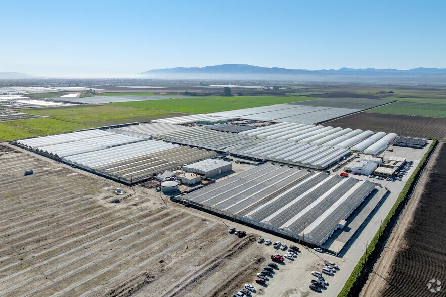 More Photos Of 360 Espinosa Rd, Salinas Industrial For Sale