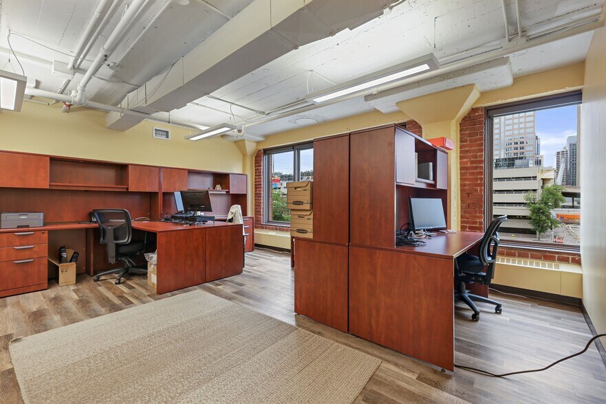 More Photos Of 322 11th Ave SW, Calgary Office For Lease