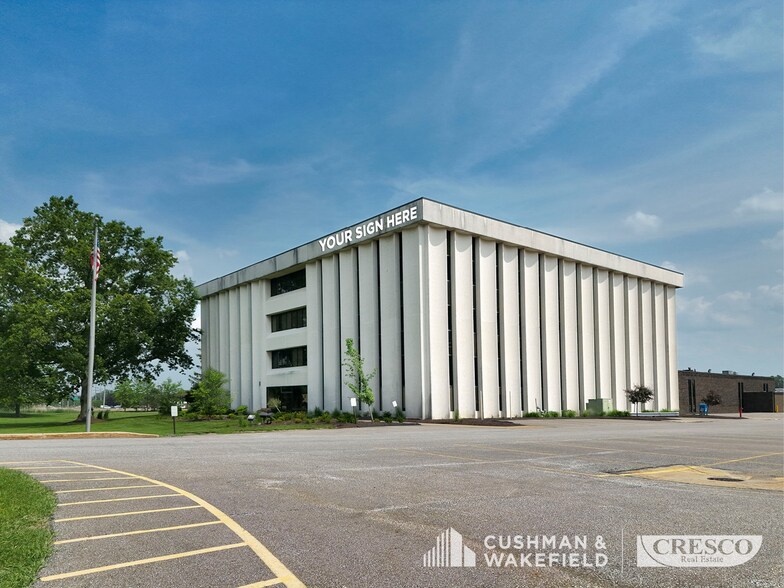 More Photos Of 29100 Aurora Rd, Solon Office For Lease