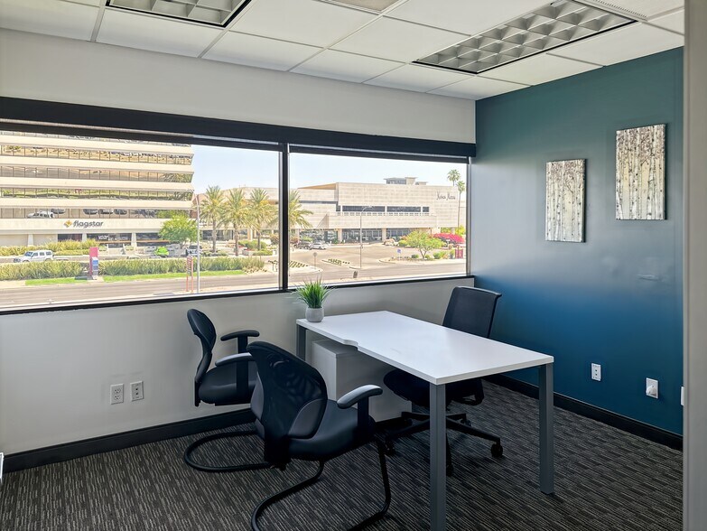 More Photos Of 6991 E Camelback Rd, Scottsdale Coworking Space