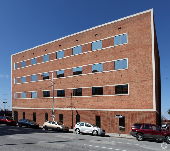 Primary Photo Of 440 W Market St, Greensboro Office For Lease