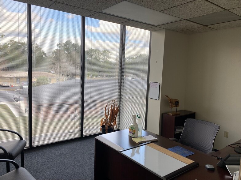 More Photos Of 2610 NW 43rd St, Gainesville Office For Lease