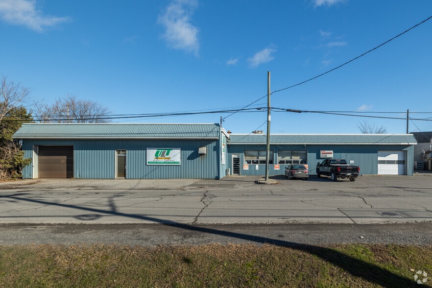 More Photos Of 1419-1427 Michael St, Ottawa Service For Lease