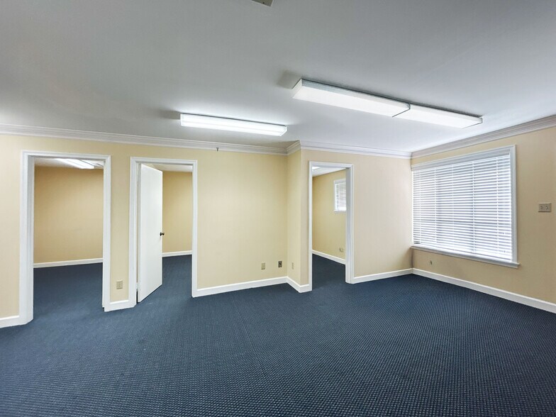 More Photos Of , Gaithersburg Office For Sale