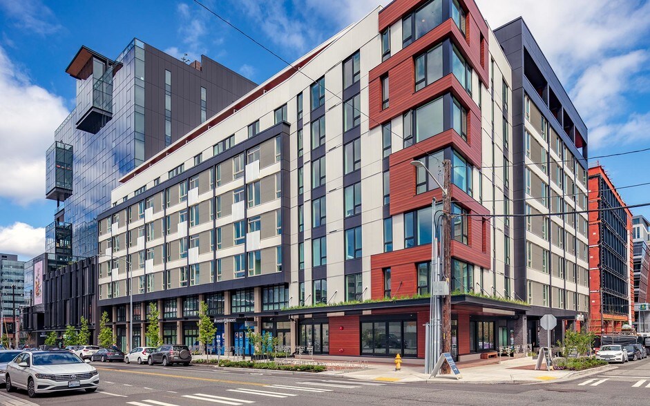 More Photos Of 910 John St, Seattle Apartments For Lease