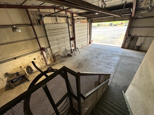 More Photos Of 2810 Big Bear Ridge Rd, Deary Warehouse For Sale