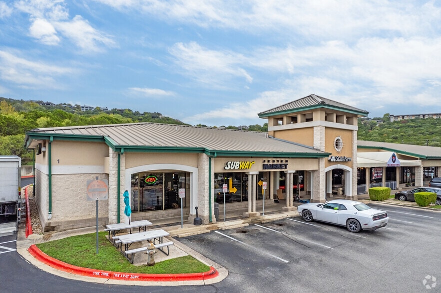 More Photos Of 6507 Jester Blvd, Austin Storefront Retail Office For Lease