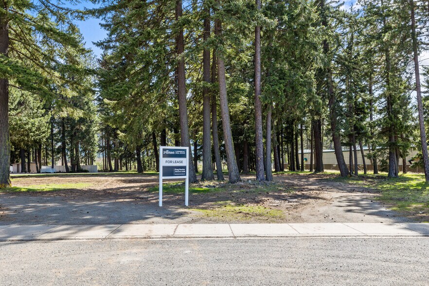 More Photos Of 100 W Davis St, Cle Elum Land For Lease