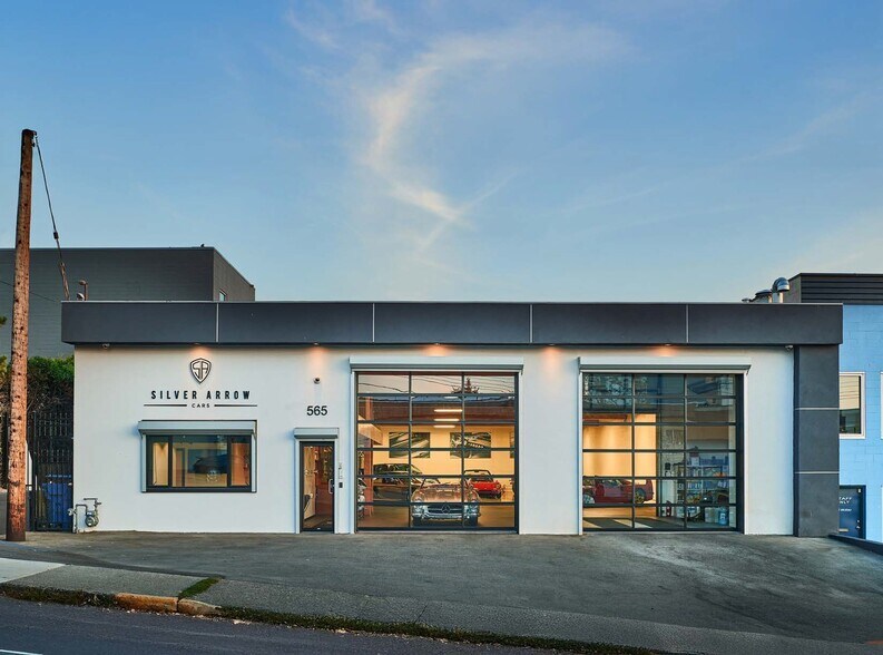 Primary Photo Of 565 David St, Victoria Showroom For Sale