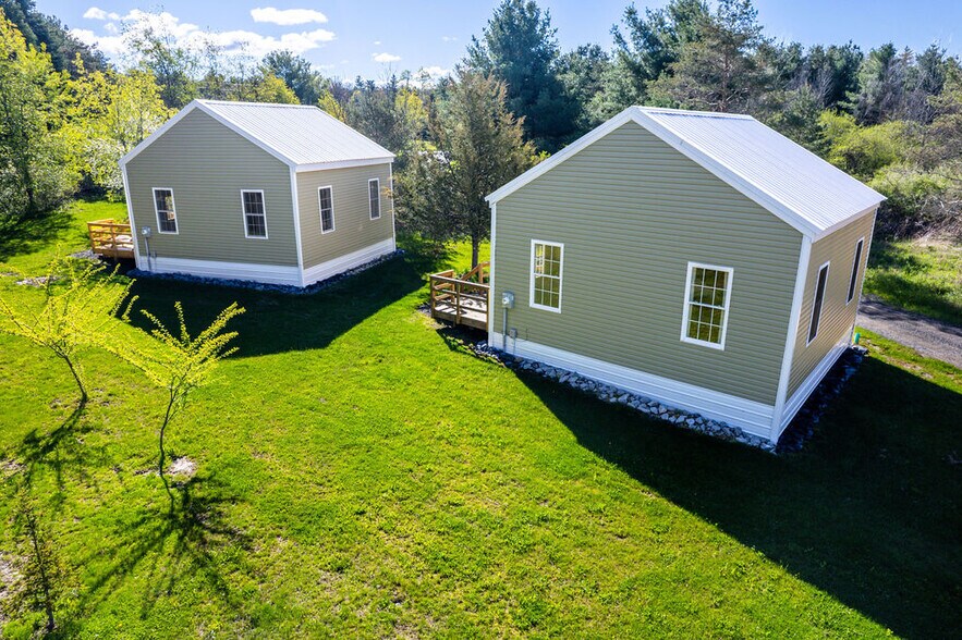 More Photos Of 5319 & 5315 Bassett rd, Hector Apartments For Sale