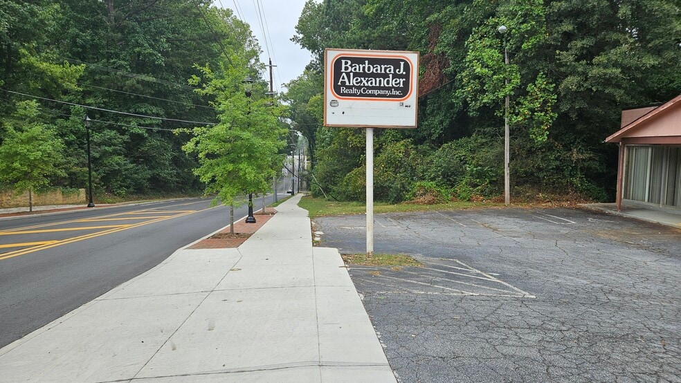 More Photos Of 2125 Headland Dr, Atlanta Loft Creative Space For Sale