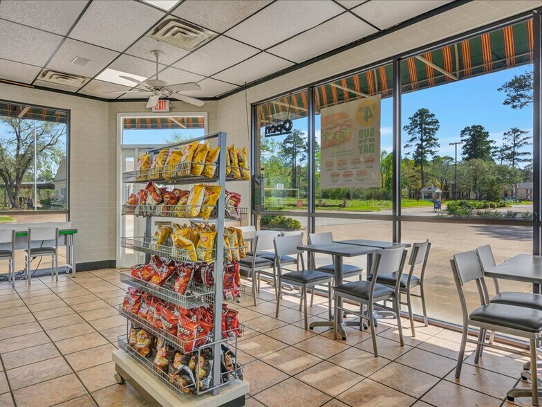 More Photos Of 105 Champions Dr, Lufkin Fast Food For Sale