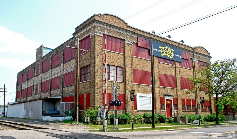 Primary Photo Of 1514 Jefferson Ave SE, Grand Rapids Self Storage For Sale