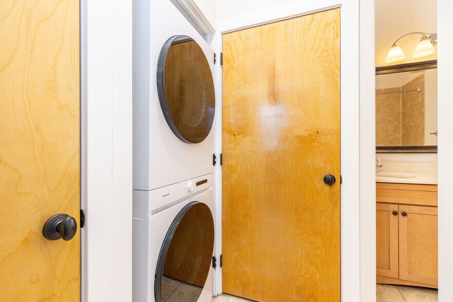 More Photos Of 4557 Manayunk Ave, Philadelphia Apartments For Sale