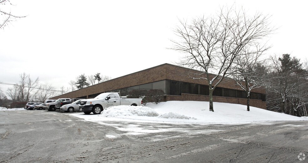 More Photos Of 1000 Mount Laurel Cir, Shirley Light Manufacturing For Lease